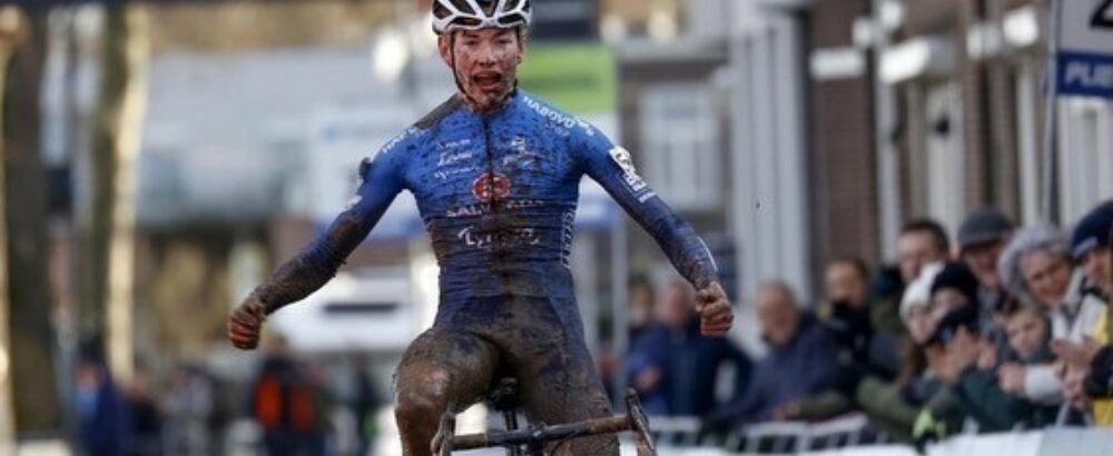 Finish foto juichend 1