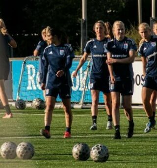 Zwolle Sport PEC Zwolle Vrouwennieuw05