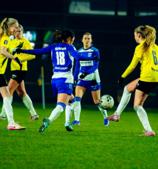 Zwolle Sport PEC Zwolle Vrouwennieuw11