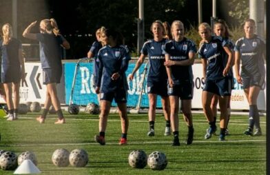 Zwolle Sport PEC Zwolle Vrouwennieuw05